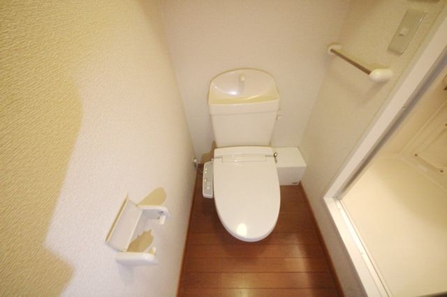 小田急小田原線 小田急相模原駅 徒歩13分 3階建 築22年のトイレ写真