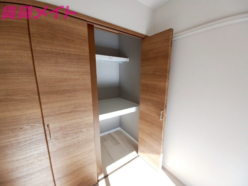 収納　別部屋参考写真です