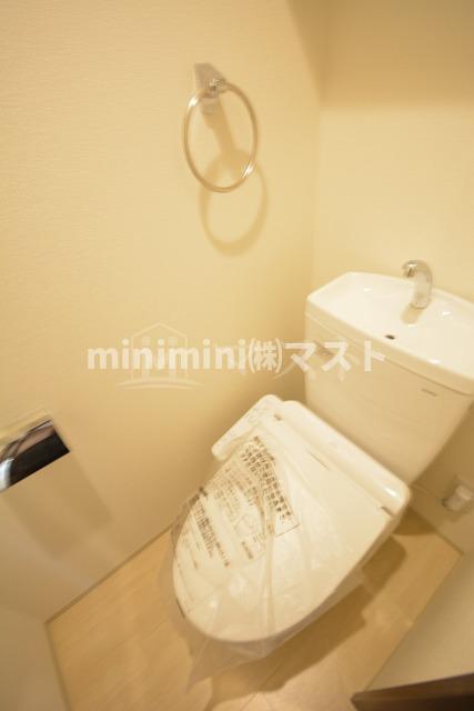 トイレ　※同マンション参考写真