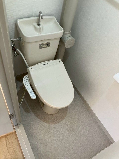 トイレ　【トイレ】同建物別部屋　現況優先