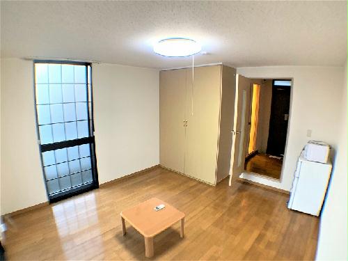 居室・リビング　広く、日当たりが良いです。