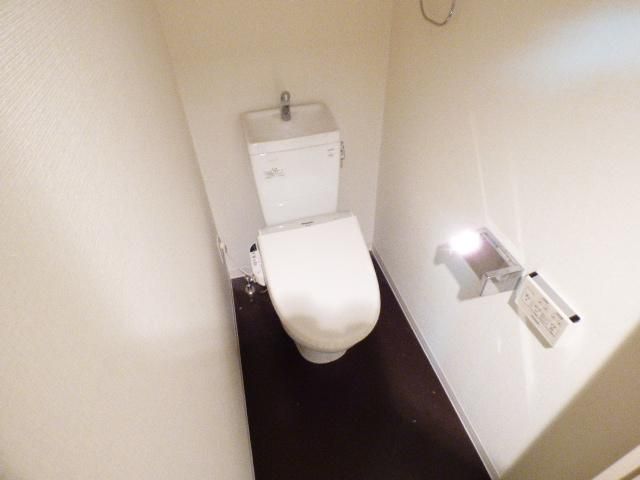 【千葉市中央区問屋町のマンションのトイレ】