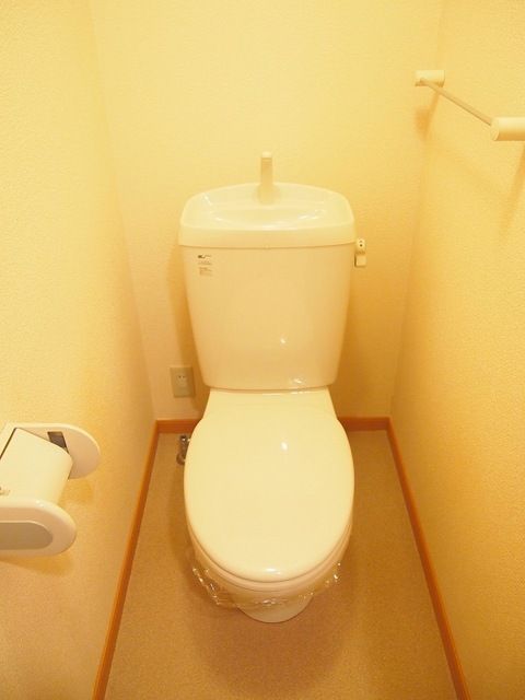 【コルソ　セレノのトイレ】