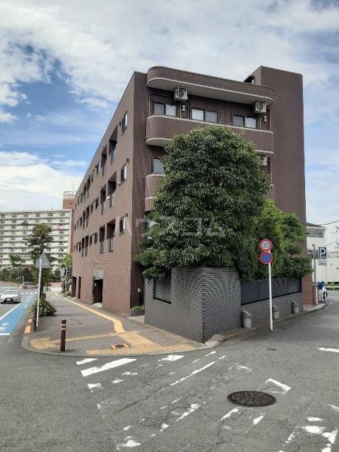 【カルムー町田の建物外観】