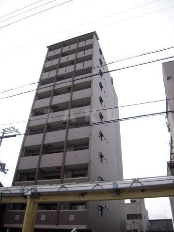 京都市下京区西七条南東野町のマンションの建物外観