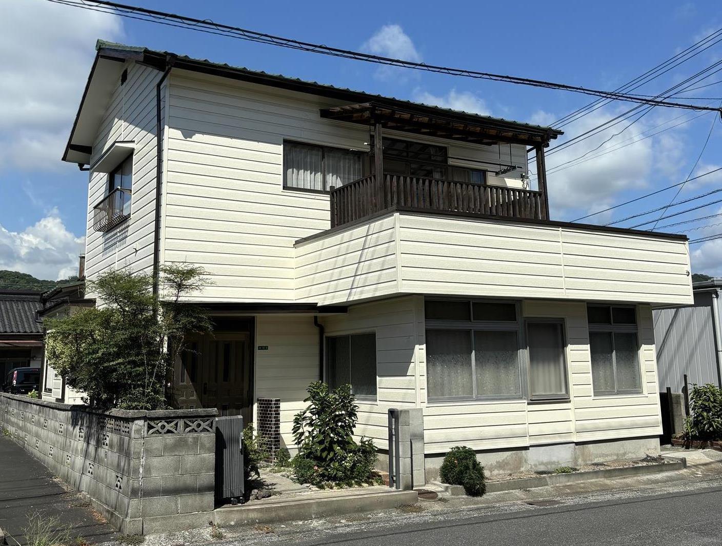 三笹町１０－５岡貸家の建物外観