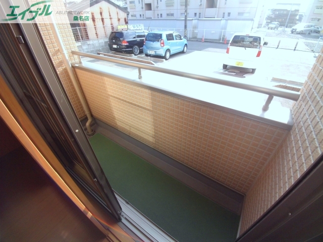 バルコニー　バルコニー