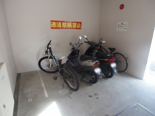 駐車場　※駐輪場