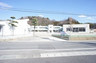 幼稚園・保育園　さかえ保育園（幼稚園・保育園）まで1400m