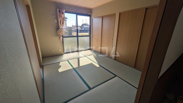 メゾンリヴェールの内装写真