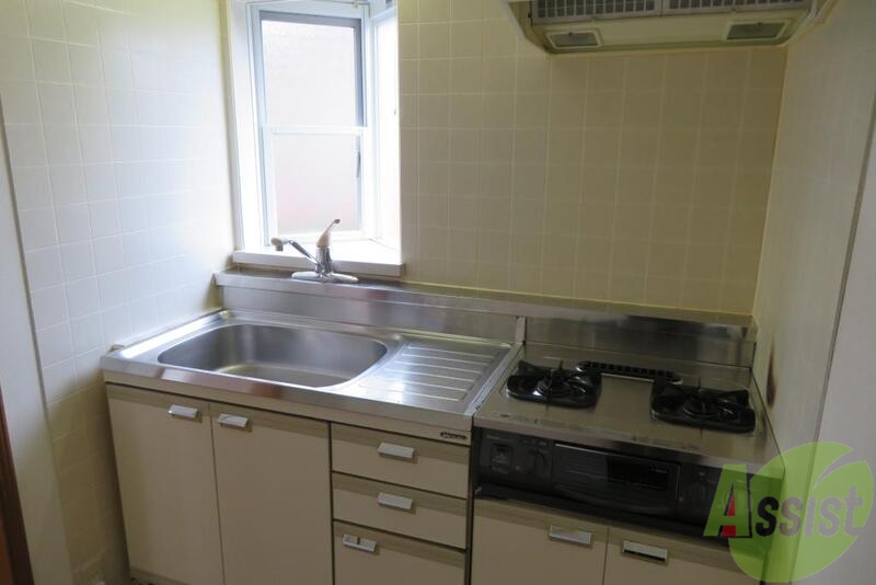 キッチン　キッチンは使いやすいサイズ感になっています。