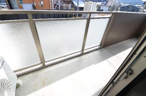 バルコニー　ベランダ