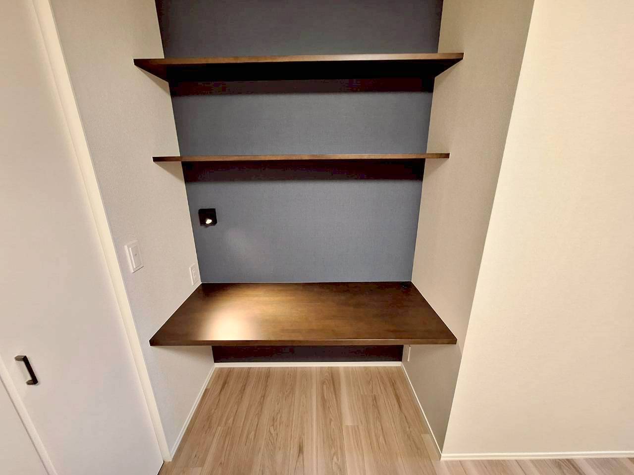 収納　★在宅時や作業時に便利なマルチデスクスペース★