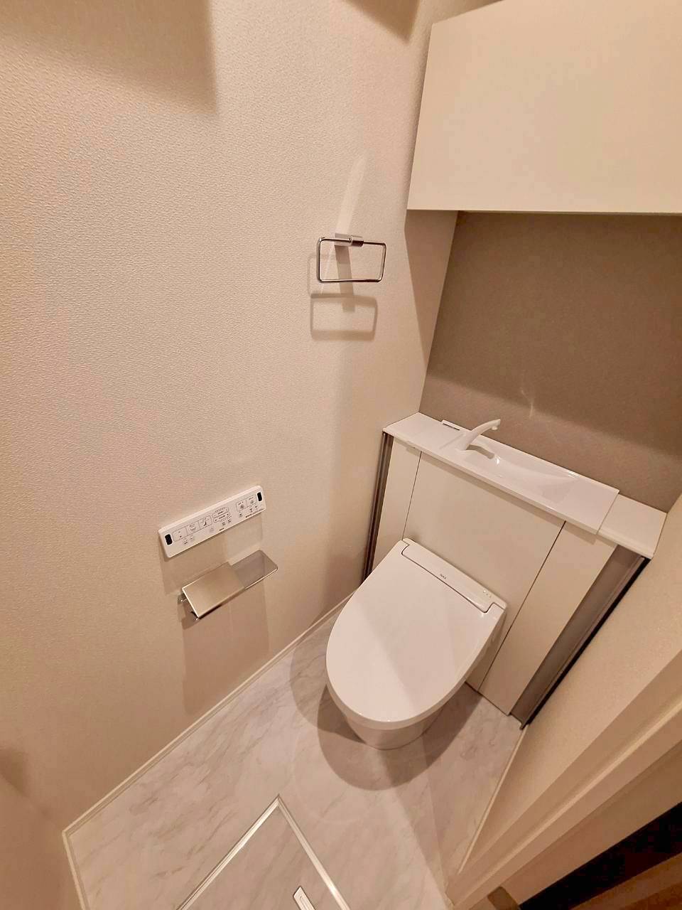 トイレ　★温水洗浄便座★