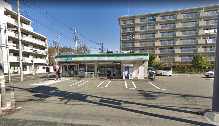 コンビニ　ファミリーマート 立川富士見町店（コンビニ）まで140m