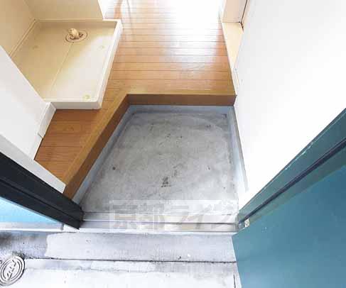 玄関　玄関です。