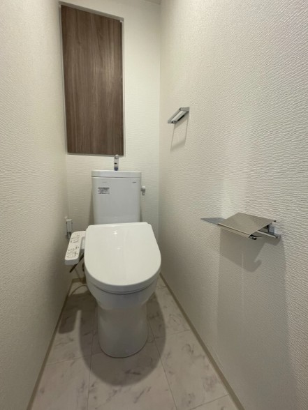 トイレ　トイレ