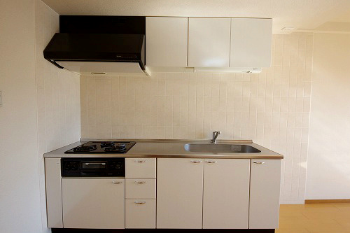 キッチン　3口グリル付きガスコンロ