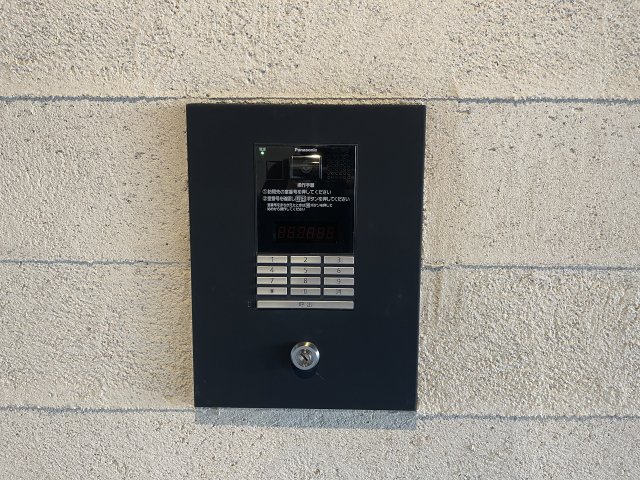 セキュリティ　オートロック完備