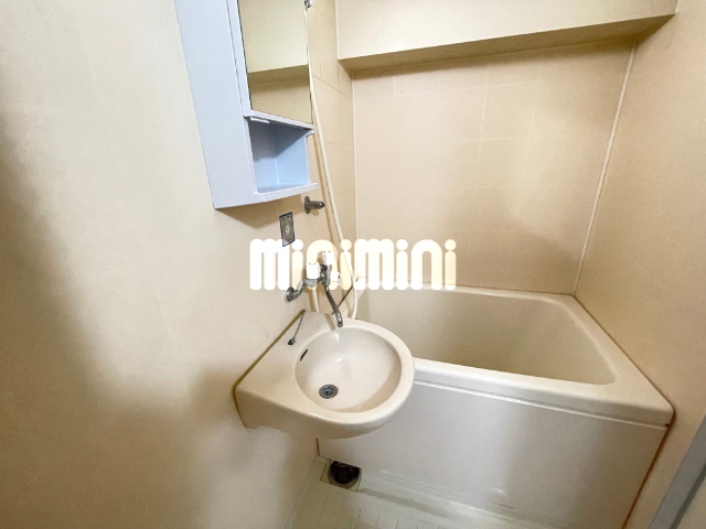 バス・シャワールーム　掃除のしやすいユニットバス