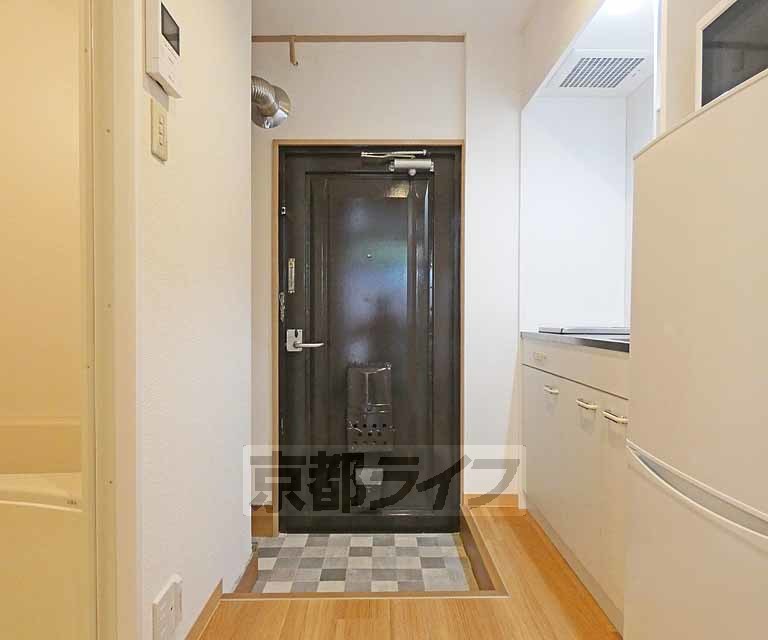 玄関　玄関です。