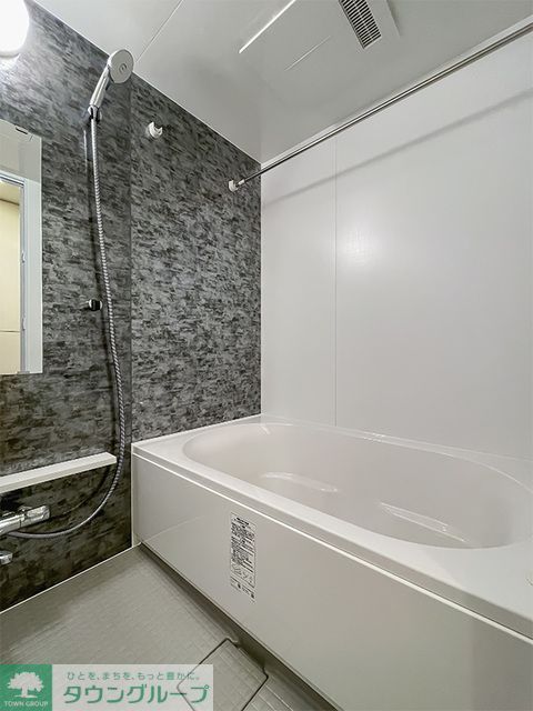 バス・シャワールーム　※写真は同タイプ住戸です。