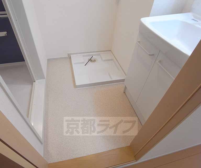 洗面設備　広々脱衣所です・
