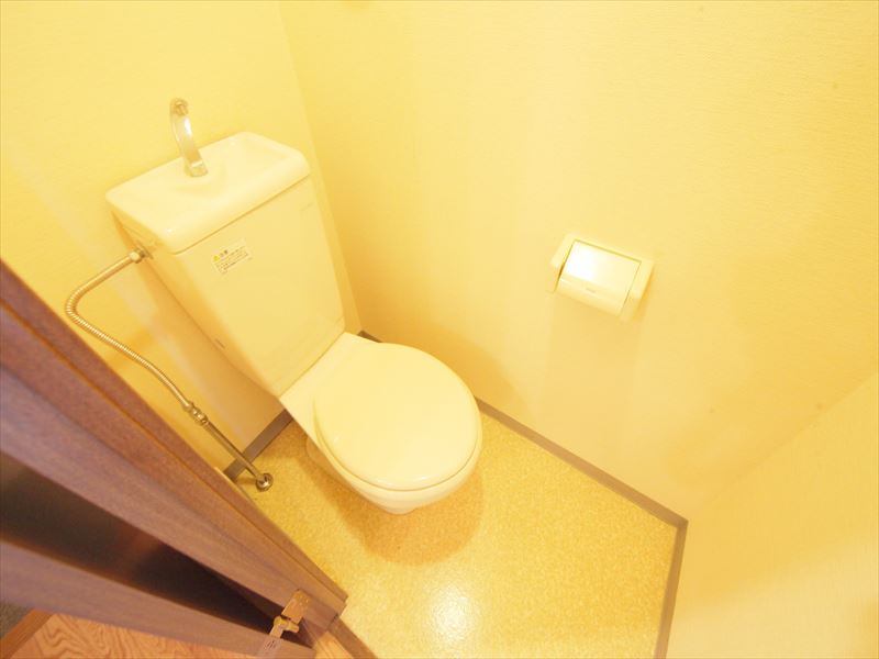 トイレ　温水洗浄便座取り付け可能