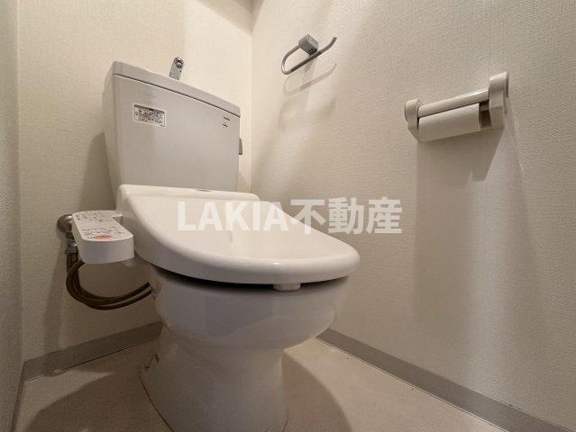 トイレ　※別部屋の写真となります。間取り図参照