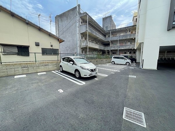 駐車場　★駐車場★