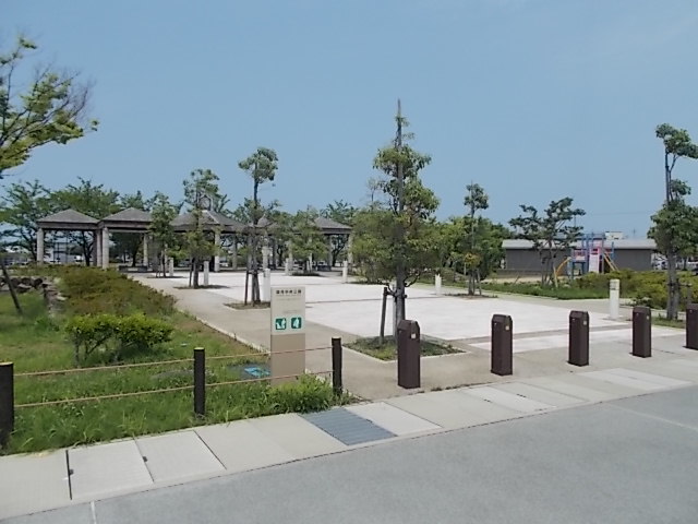 公園　鞍月中央公園（公園）まで800m