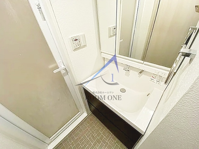 洗面設備　洗面台です。