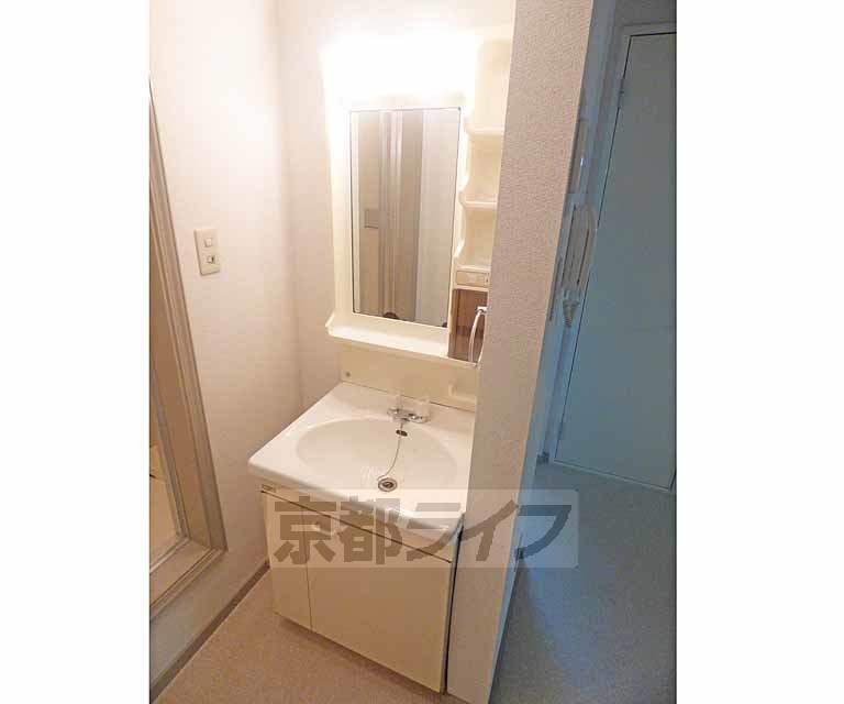 洗面設備　洗面台です。