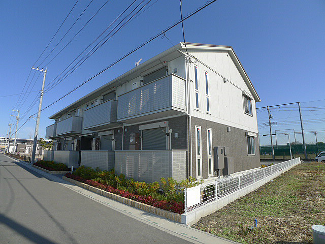 建物外観　ミリューのご紹介はアソシエ住まいの窓口にお任せください。