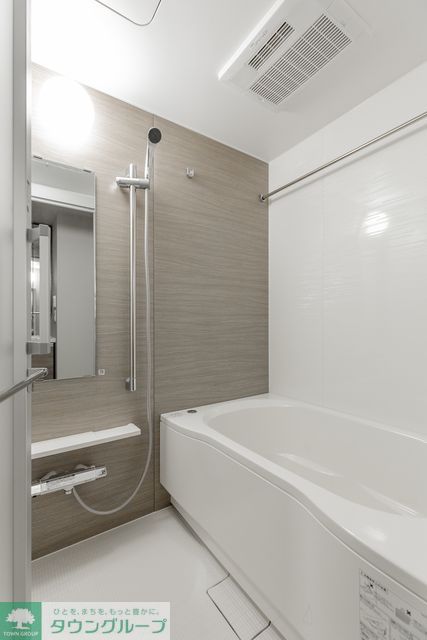 バス・シャワールーム　Cタイプ2023年11月撮影 同タイプ503号室の写真です。