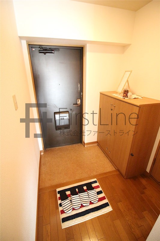 玄関　※間取反転タイプ