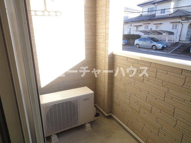 バルコニー　バルコニーからの眺めを楽しみながら食事をしませんか