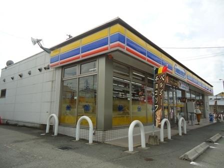 コンビニ　ミニストップ久留米花畑駅前店（コンビニ）まで525m