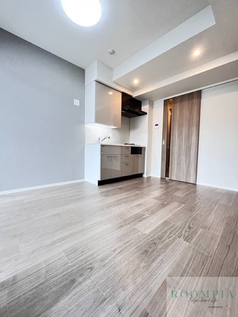 居室・リビング　※同タイプの別のお部屋です。