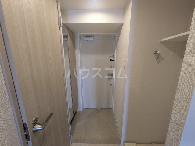 アドバンス北大阪フィーノの玄関写真