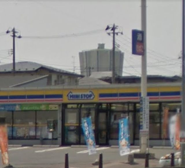 コンビニ　ミニストップ八戸ニュータウン中央店（コンビニ）まで591m