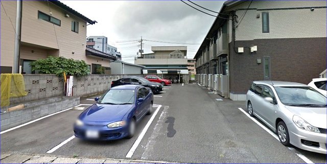 駐車場　敷地内駐車スペース