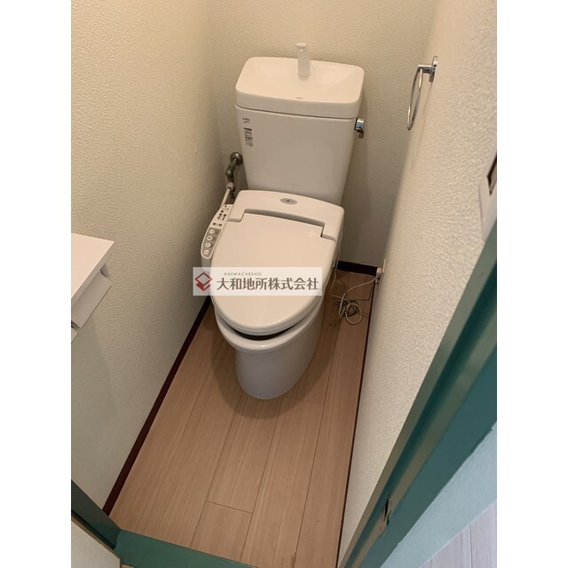 トイレ　原状回復中のため他部屋写真です