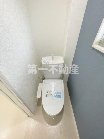 トイレ　温水洗浄便座