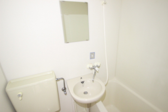 洗面設備　※別部屋の写真です