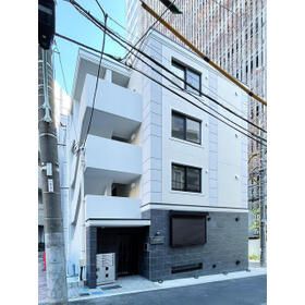 【港区赤坂のマンションの建物外観】