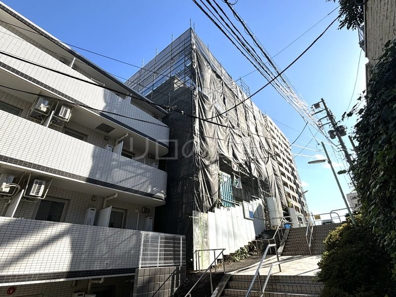 品川区北品川のマンションの建物外観