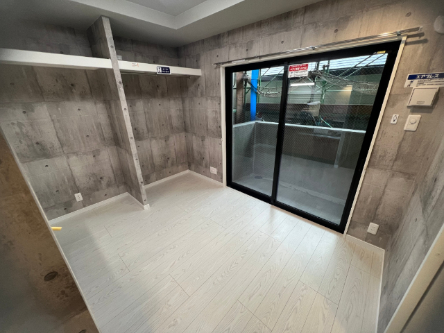 居室・リビング　※写真は１０１号室