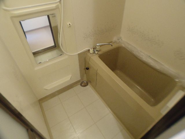 バス・シャワールーム　浴室でごゆっくり