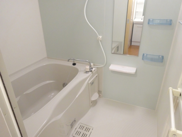 バス・シャワールーム　一日の疲れを癒してください